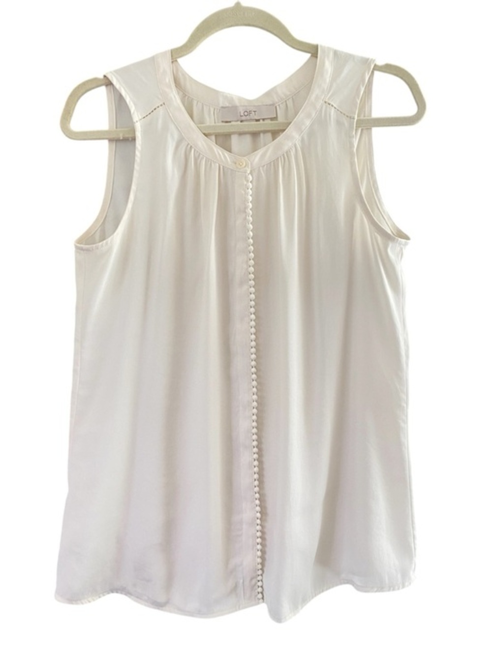 LOFT Ivory Crepe Sleeveless Blouse Hidden Buttons Ladder/Embroidered Detail‎ S
